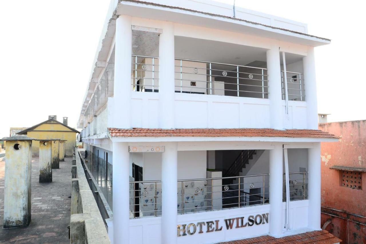 Hotel Wilson, Ervadi Mayavalasa Kültér fotó
